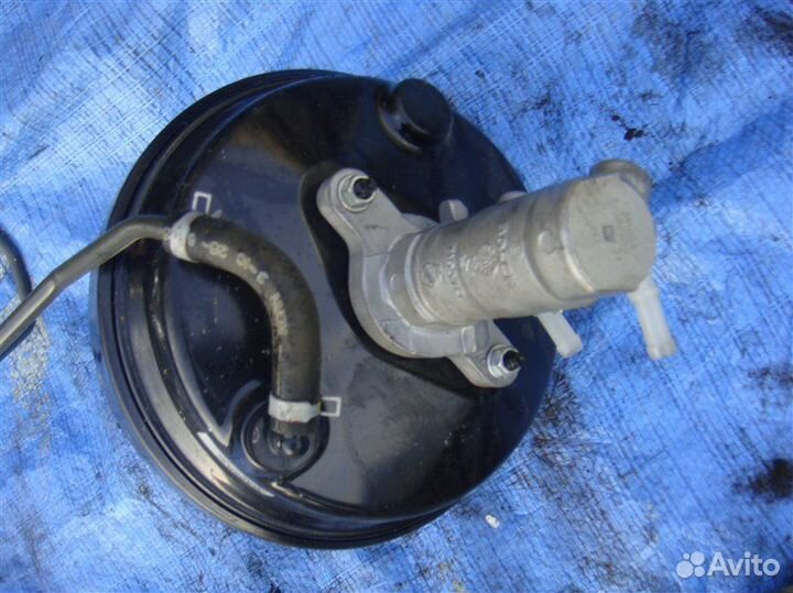 Главный тормозной цилиндр Nissan Atlas SZ5F24 ZD30