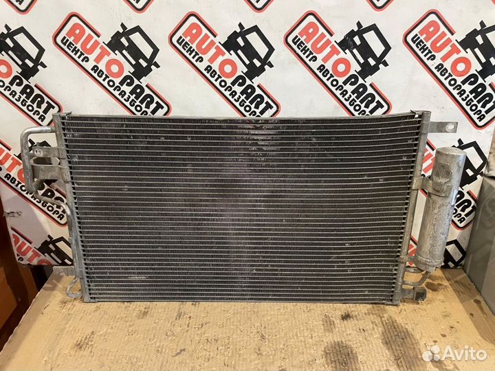 Радиатор кондиционера Kia Sportage 2 / Tucson
