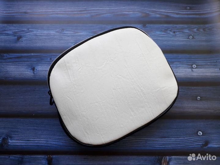 Косметичка Shiseido,Guerlain,Clinique,Kenzo