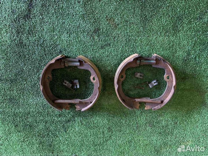 Dodge RAM 1500 колодки стояночного тормоза
