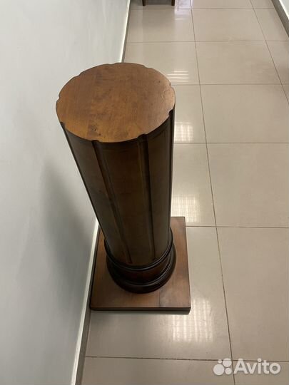 Стойка антикварная под цветы, дерево