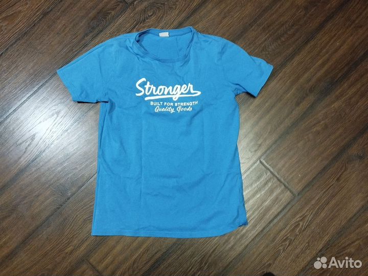 Футболки с длинным рукавом