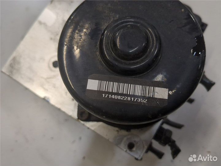 Блок абс, насос Nissan Armada, 2006