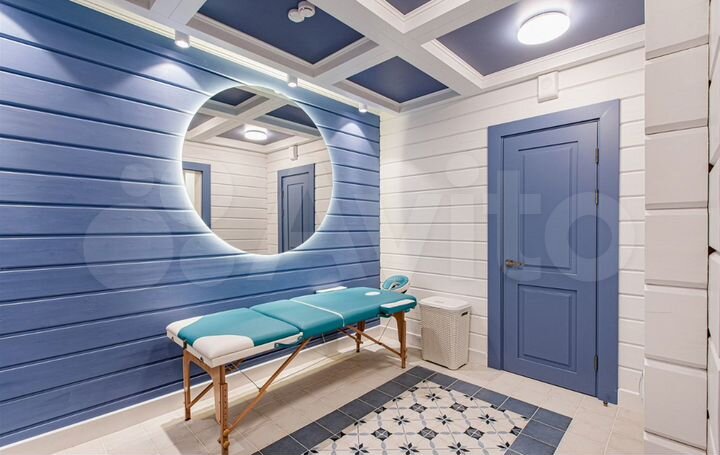 Дом 227 м² на участке 4 сот.