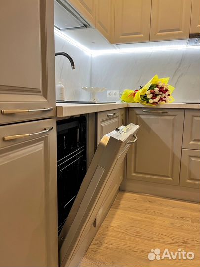 Угловая кухня на заказ. Производство