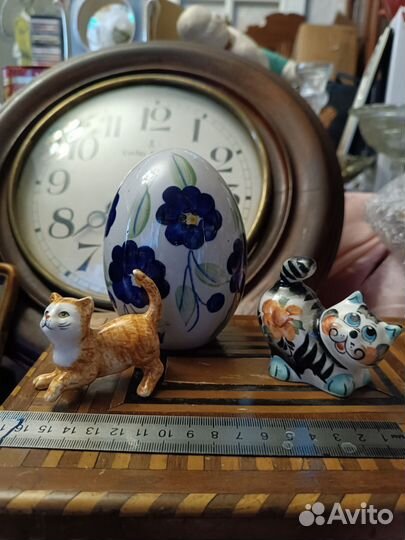 Статуэтки фарфоровые кошек