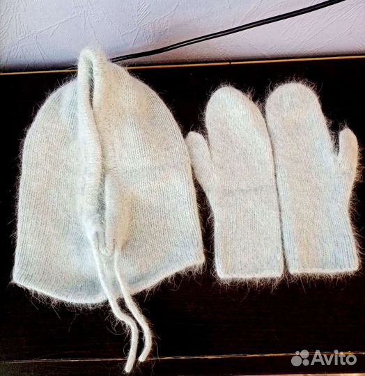 Набор из пуха норки. Капор и рукавички. Ручная раб