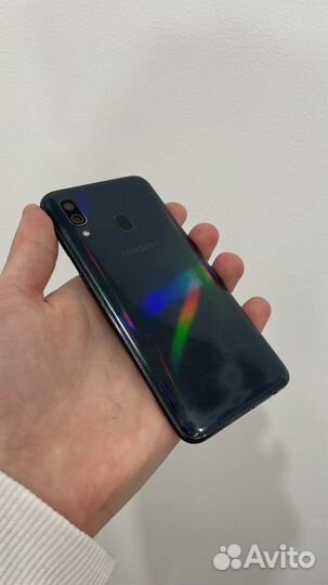 Samsung Galaxy A40, 4/64 ГБ