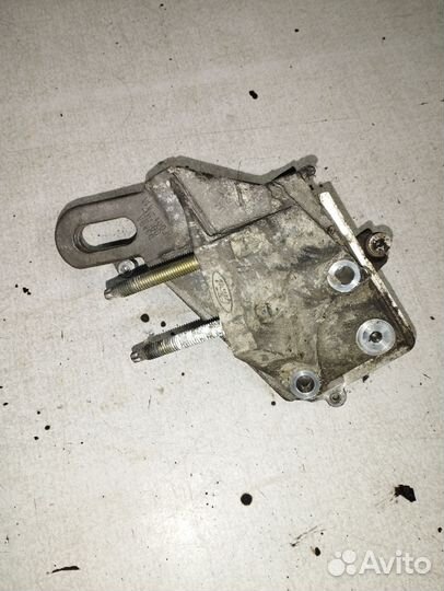 Кронштейн генератора Ford focus I форд фокус 1