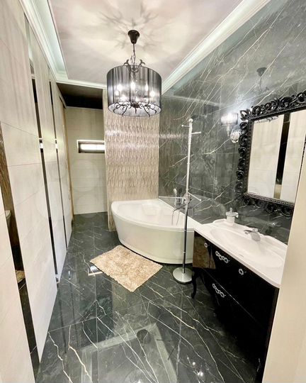 Дом 100 м² на участке 8 сот.