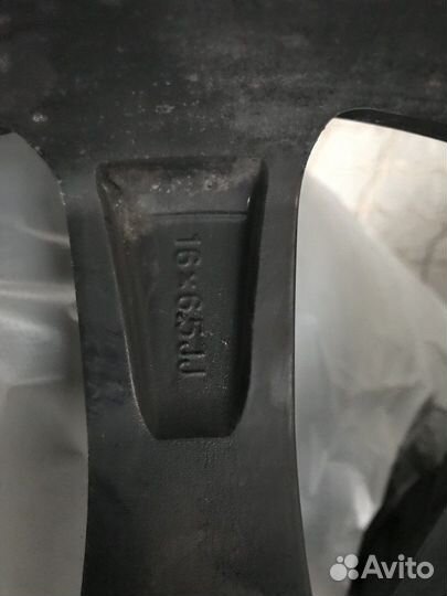 Колеса на дисках зимние 205 60 16 шипы