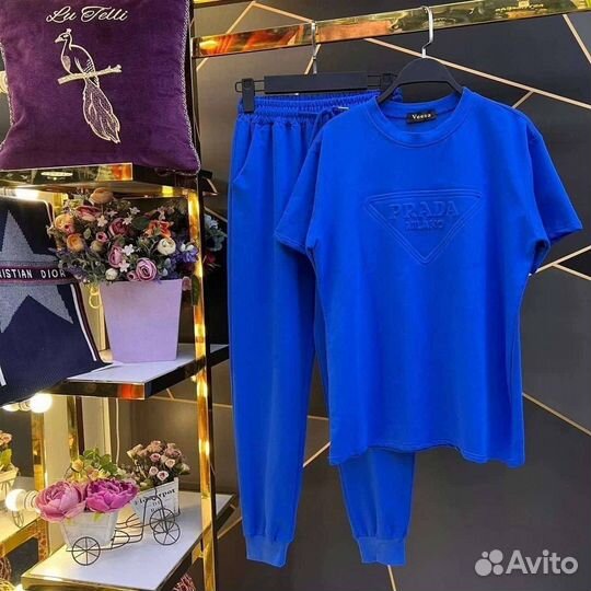 Кстюм женский спортивный