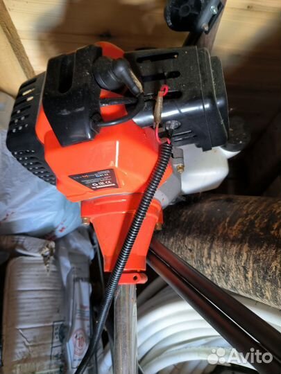 Триммер, газонокосилка бензиновая