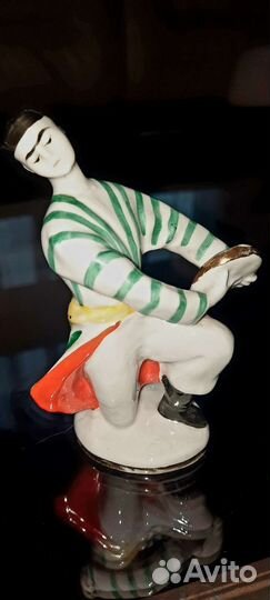 Фарфоровые статуэтки лфз