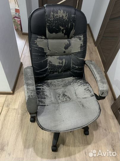 Компьютерное кресло