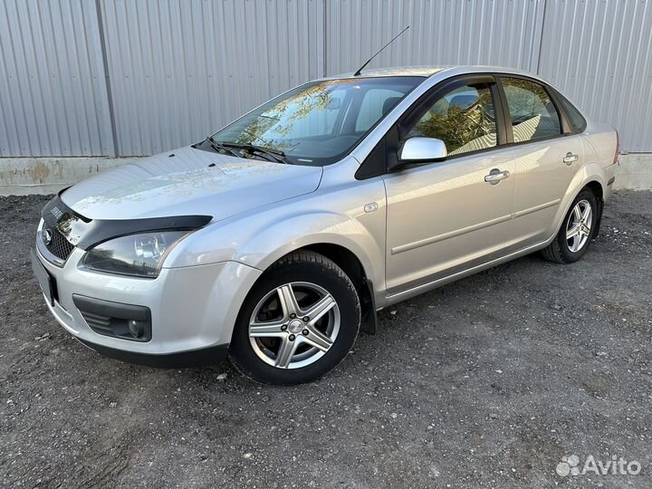 Ford Focus 1.8 МТ, 2008, 111 000 км