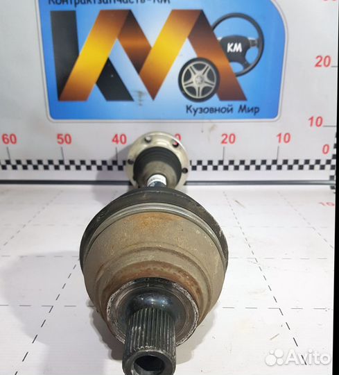 Полуось (Привод) левый VW Tiguan 2