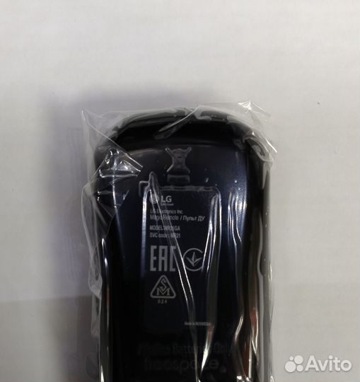 Пульт LG AKB76036208