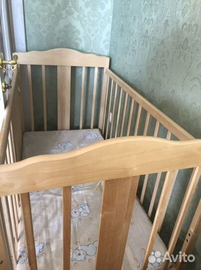 Кровать детская с матрасом