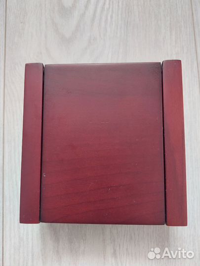 Настольная медаль