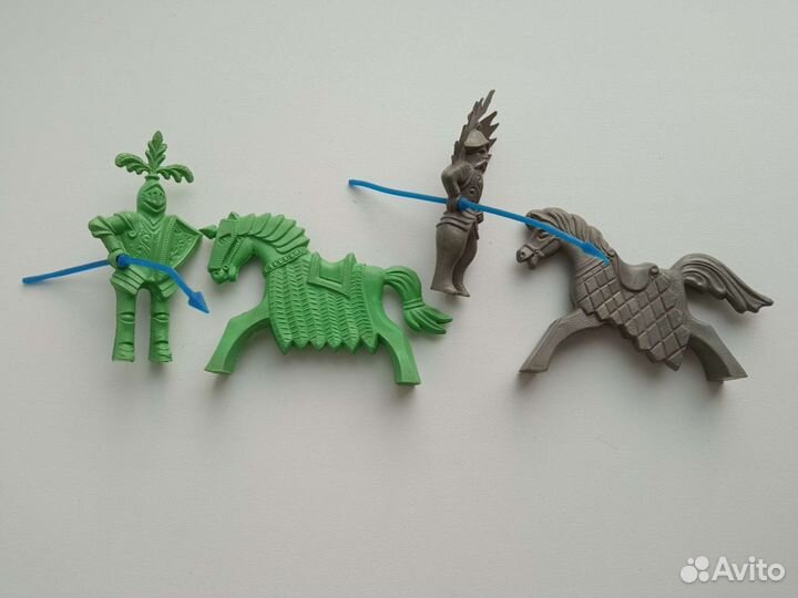 Игрушки СССР: солдатики воины рыцари всадники и др
