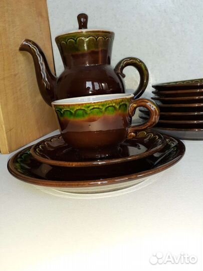 Набор посуды, чайный сервиз