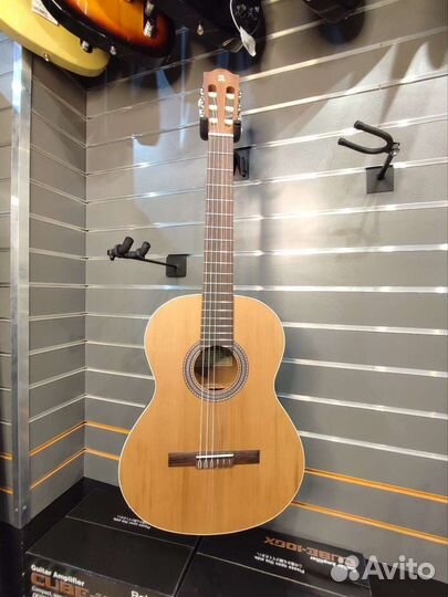 Классическая гитара Alhambra Open Pore Z-Nature