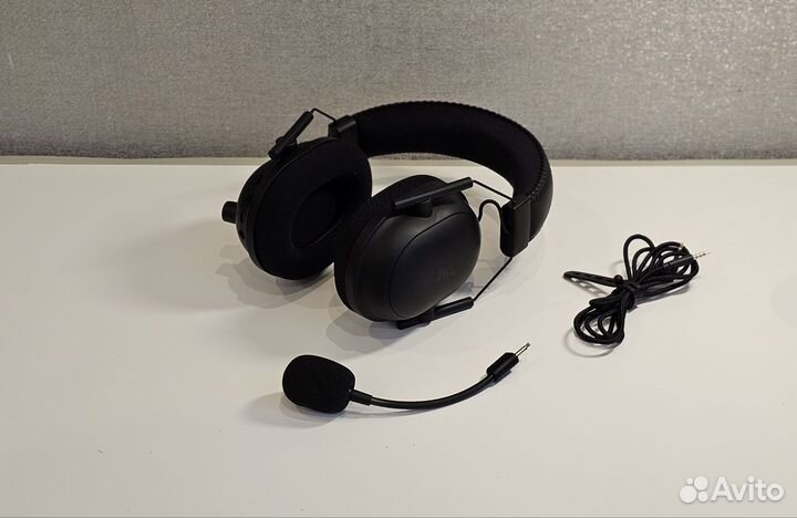 Беспроводные наушники Razer Blackshark V2 Pro