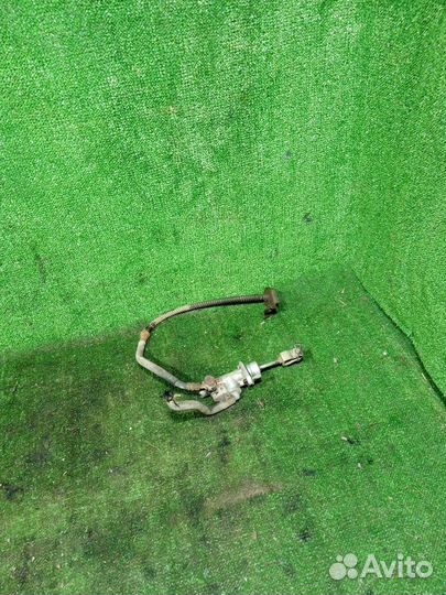 Цилиндр тормозной главный Mitsubishi Lancer