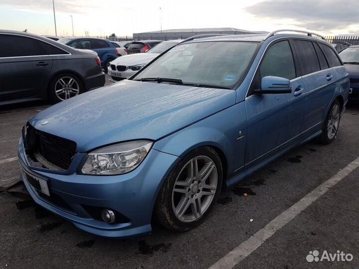 Кронштейн запасного колеса Mercedes-Benz C-Class