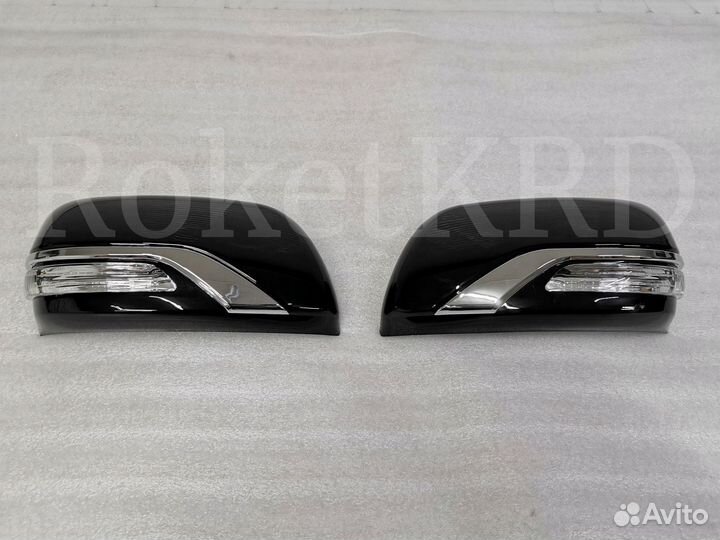 Накладки зеркал Toyota Land Cruiser 200 08-11г