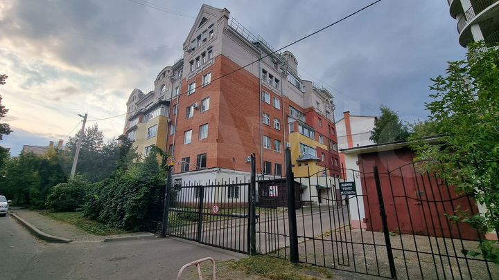 3-к. квартира, 150 м², 6/6 эт.