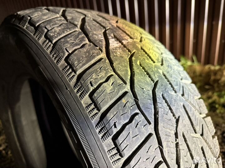 Tigar SUV Winter 215/65 R16