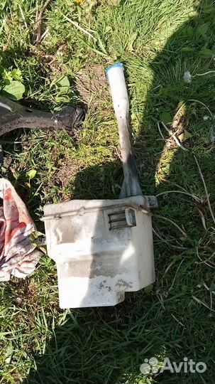 Бачок омывателя Hyundai Santa Fe CM