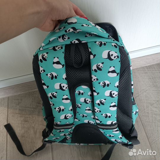 Продам школьный рюкзак