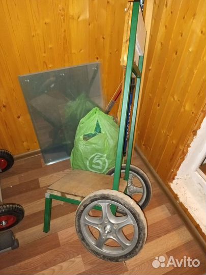 Тележка для лодочного мотора