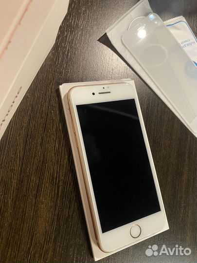 iPhone 8, 64 ГБ