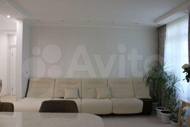 3-к. квартира, 82,5 м², 21/25 эт.