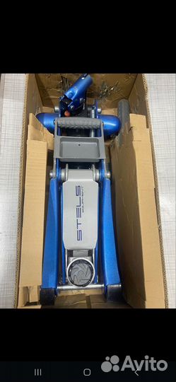 Домкрат подкатной 2 т