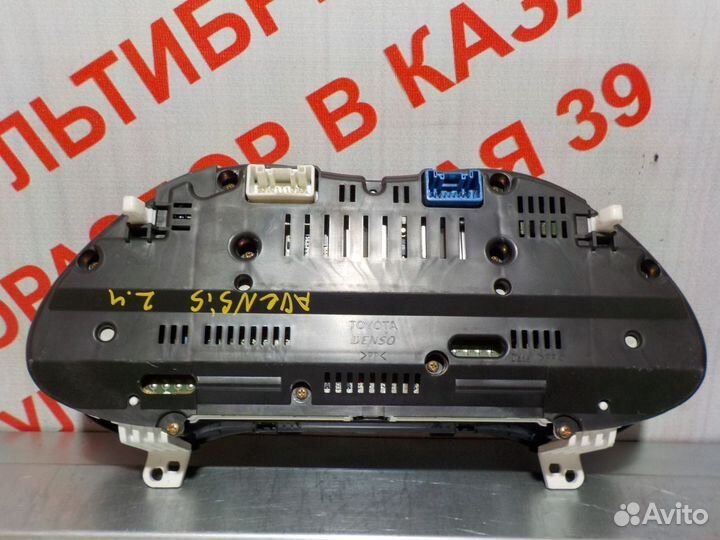 Щиток приборов Тойота Авенсис 2