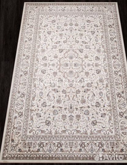 Ковер классический новый