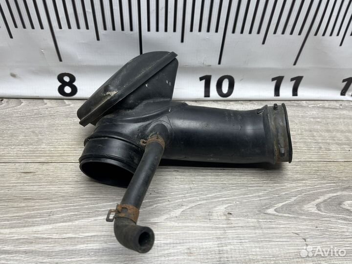 Патрубок воздушного фильтра Kia Magentis 2 G4KA