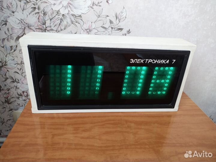 Часы Электроника 7 СССР