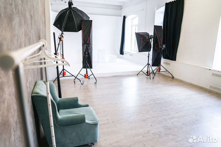 Аренда циклорамы 5 x 5 метров / фотостудии