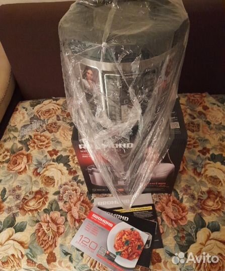 Мультиварка redmond