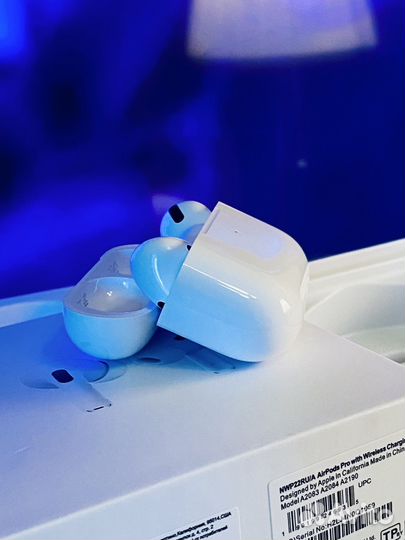 Беспроводные наушники apple airpods pro