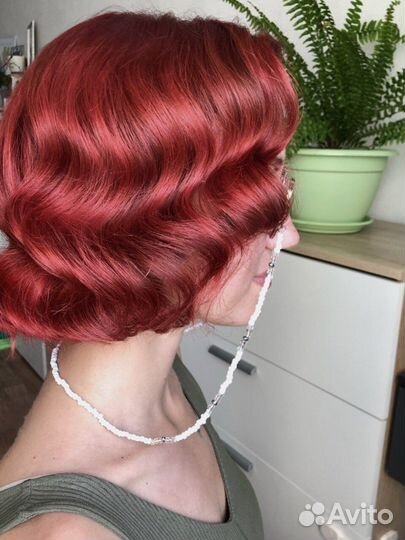 Стилист по причёскам