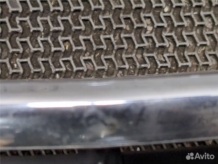 Решетка радиатора Chevrolet Tahoe, 2001