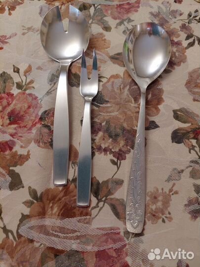 Лопатки. Ложки для салата. Разные