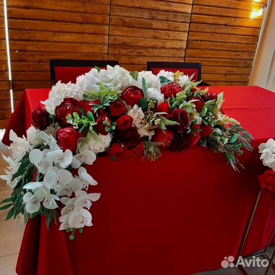 Украшение свадебного стола